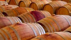 How and Why Oak is Used in Wine Making